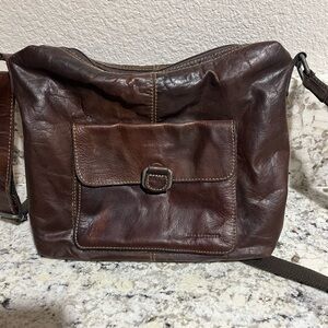 Chic Brown Leather Crossbody Bag